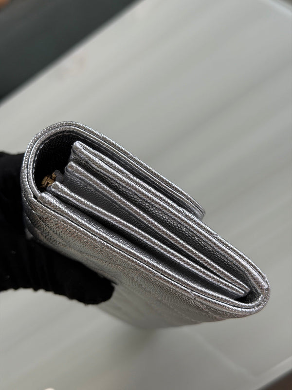 CC 26P Long Flip Wallet Sliver Quited Caviar Leather