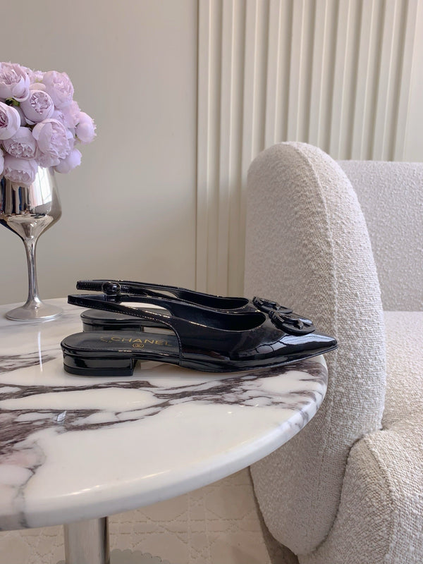 FLAT SLINGBACKS 2 CM IN BLACK PATENT CALFSKIN