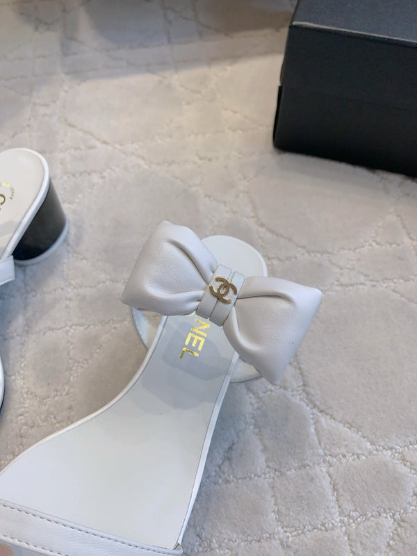 CC 26s Bow-Tie Sandals 6.5cm White Lambskin 906128