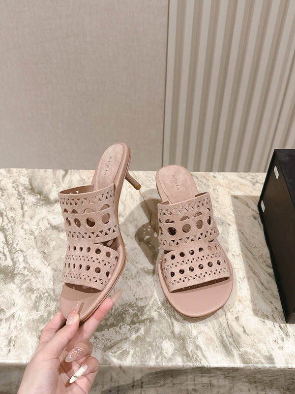 Alaia 2025 Vienne Cutout Kitten-Heel Slide Sandals Pink Leather 293651