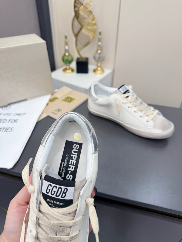 Golden Goose 26s Superstar Sneakers White Gold Glitter Leather 735895