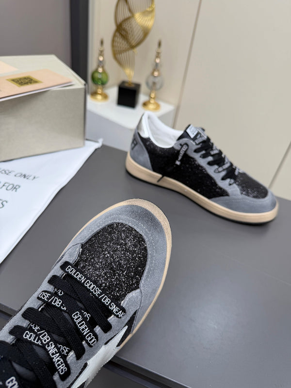 Golden Goose 26s Ball Star Sneakers Black Grey Suede Glitter 735897