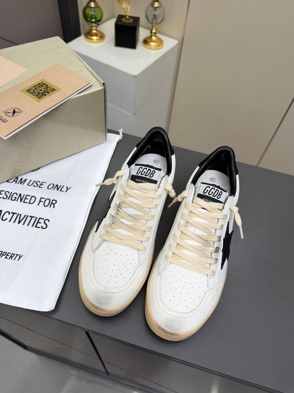 Golden Goose 26s Ball Star Sneakers White Black Leather 735900