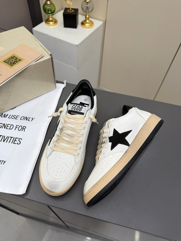 Golden Goose 26s Ball Star Sneakers White Black Leather 735900