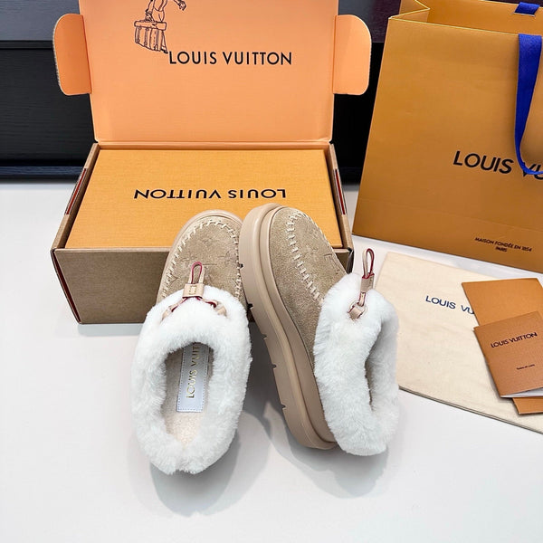 LV Cortina Closed Mule Khahi Suede Wool 542232