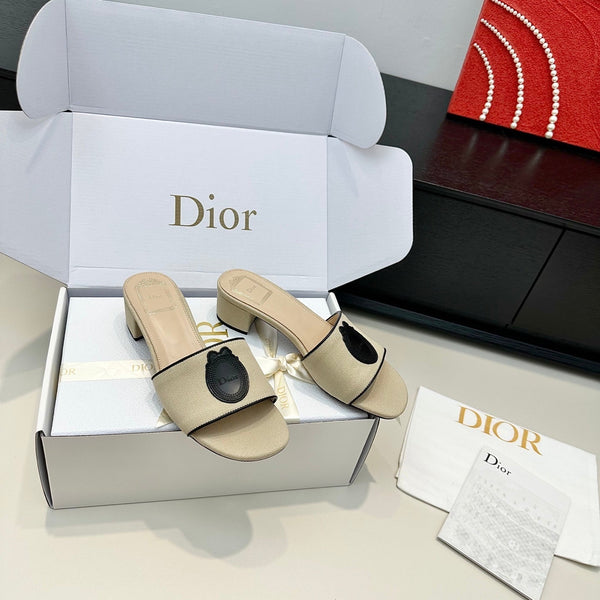 CD Médaillon Slide 4.5cm Cream Black Denim 899861