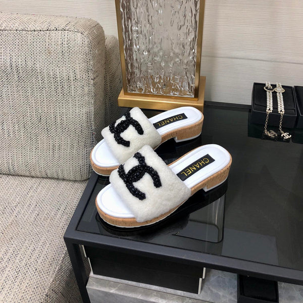 CC Pearl Plush Slides White Wool Leather 970126
