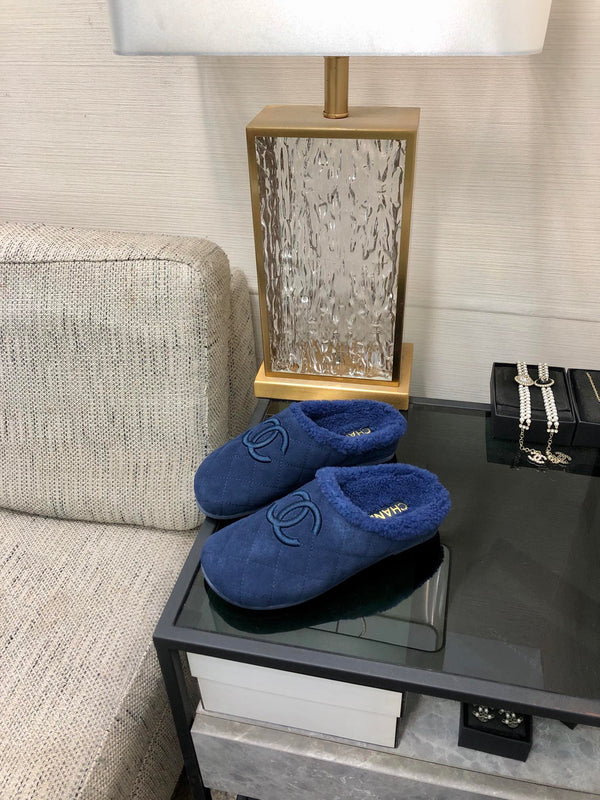 CC 26s Mules Dark Blue Quilted Suede Shearling 970152