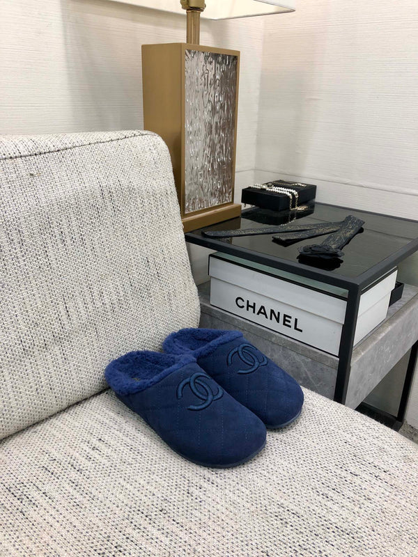 CC 26s Mules Dark Blue Quilted Suede Shearling 970152