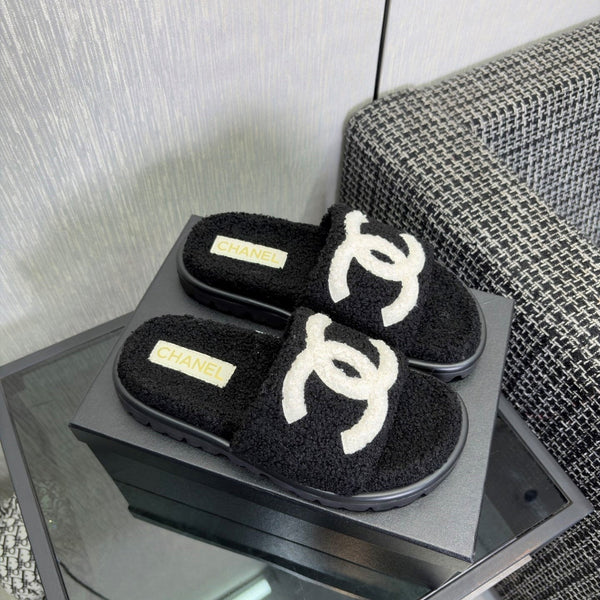 CC 26s Shearling Slide Flat Mules Black White Wool 128101