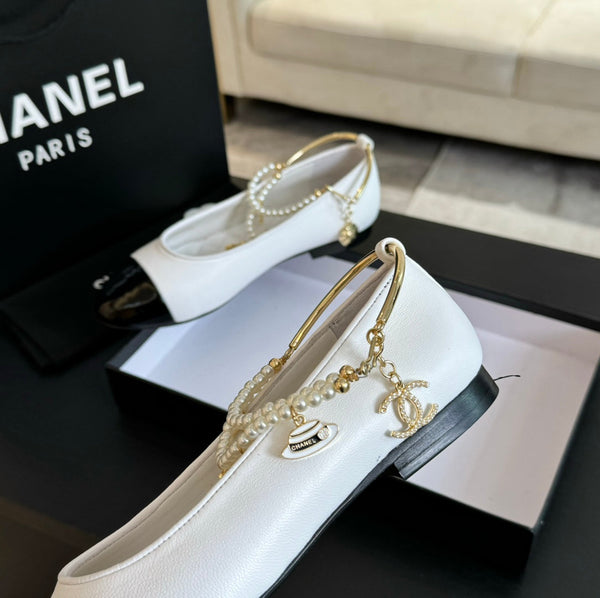 Double Strap Chunky Heel Mary Jane Shoes White Black