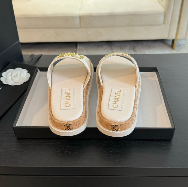 CC 25C Slippers White Sheepskin 213107