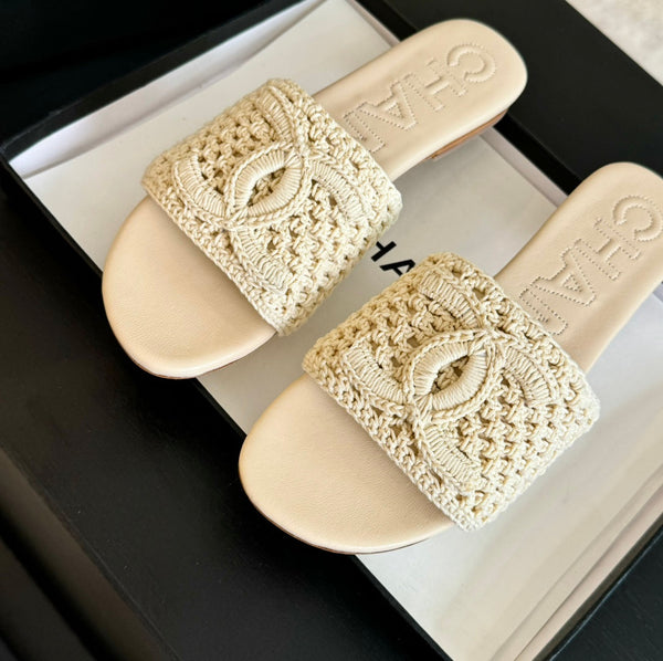 CC 26s Slippers Beige Cream Lambskin