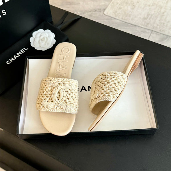 CC 26s Slippers Beige Cream Lambskin