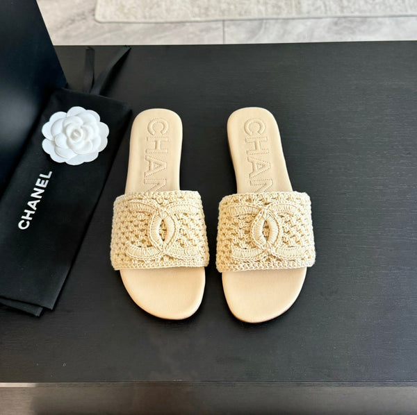 CC 26s Slippers Beige Cream Lambskin