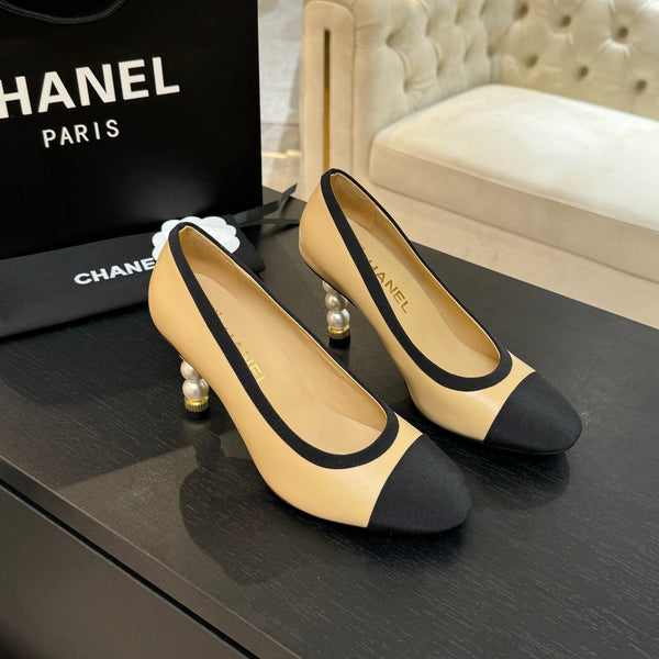CC 25S Pump 85mm Beige Calfskin Black Grosgrain