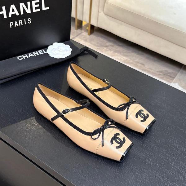 CC 26s Square Head Ballet Flat Beige Leather 847244