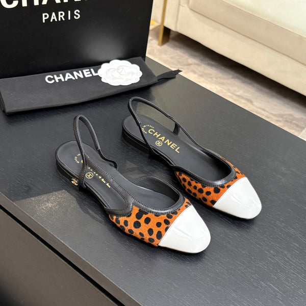 CC 26s Classic Slingback Flat Black Orange White Horsehair Patent Leather 907629