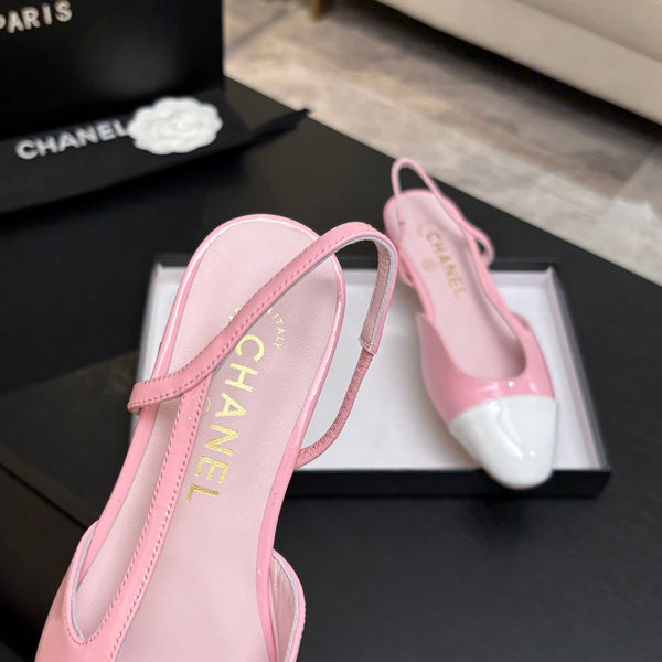 CC 26s Classic Slingback Flat Pink White Patent Leather 907642
