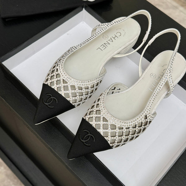 CC 26s Rhinestone Slingback Flat Shoe White Black Suede Canvas 907698