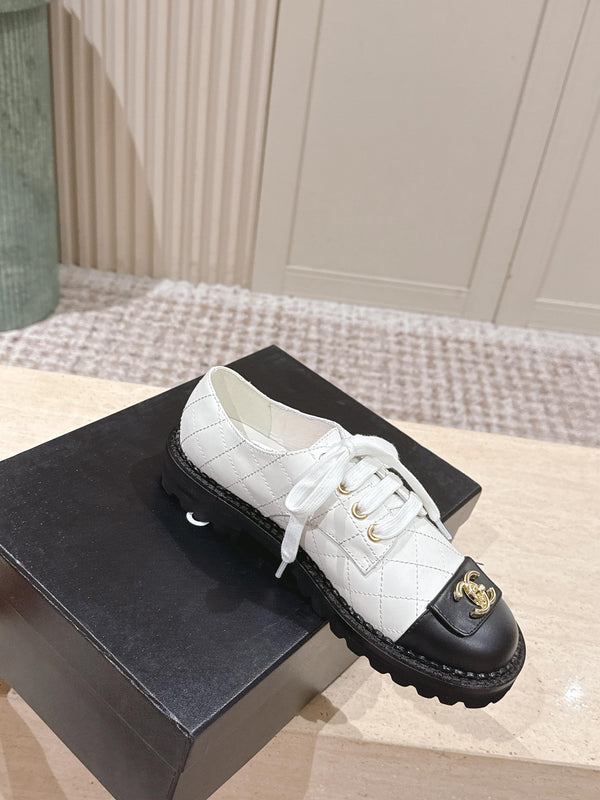 CC 26s Shoes 2cm Black White Quited Calfskin 583904