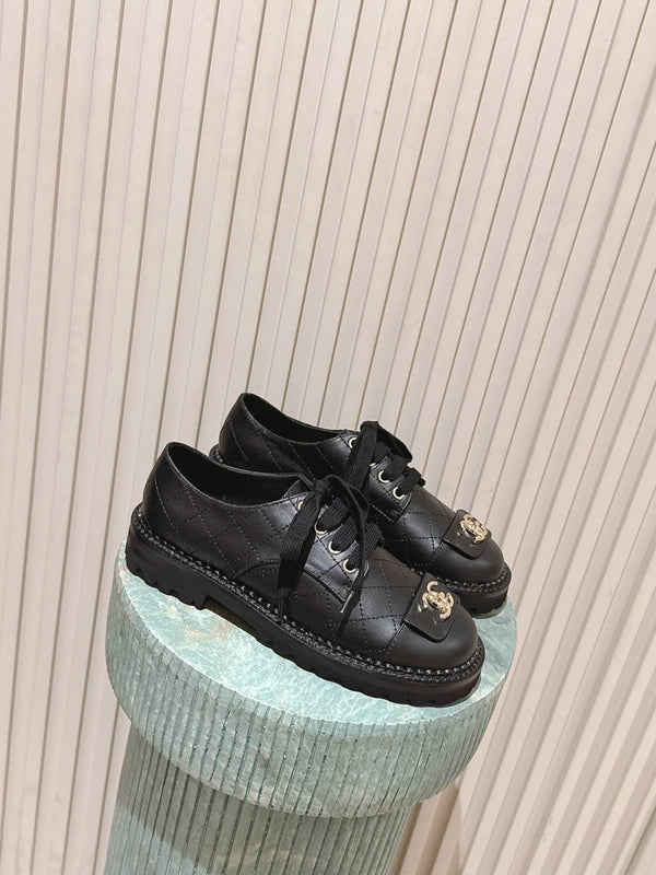 CC 26s Shoes 2cm Black Quited Calfskin 583905