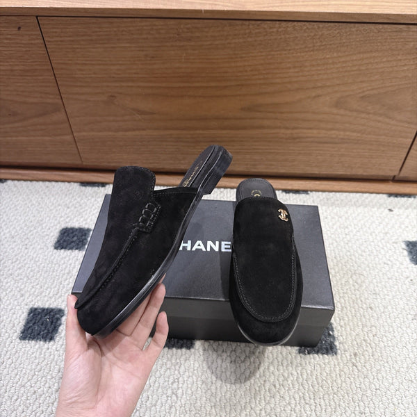 CC 26s Mule Mir Half-Slippers Black Suede 983859
