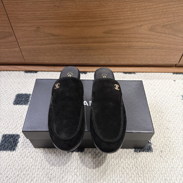 CC 26s Mule Mir Half-Slippers Black Suede 983859