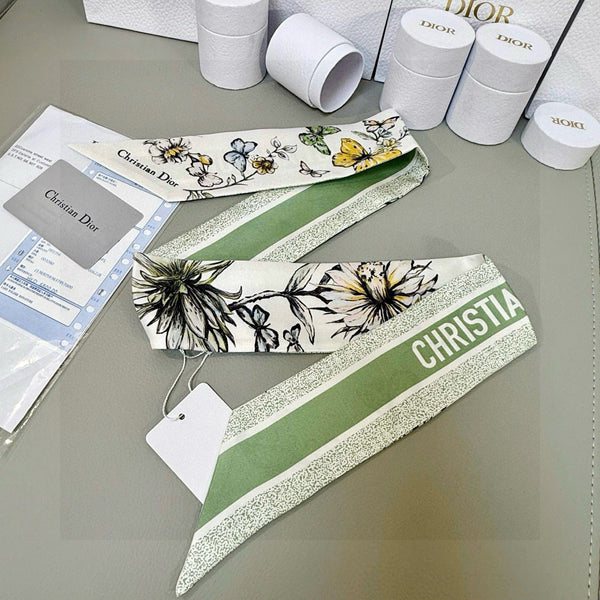 CD 26s Scarf 100cm In Silk 305836
