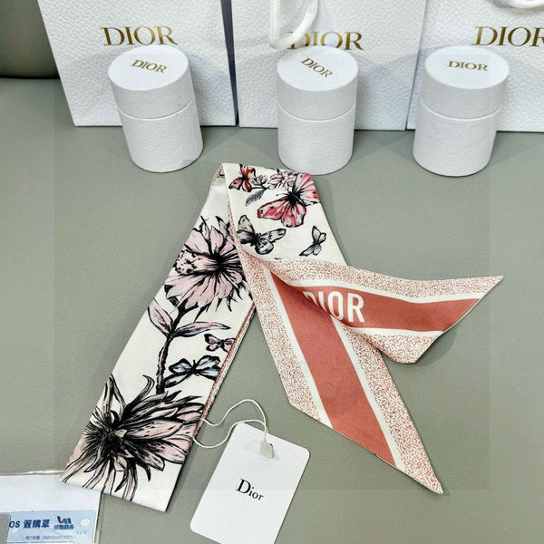 CD 26s Scarf 100cm In Silk 305837