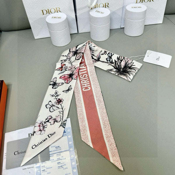 CD 26s Scarf 100cm In Silk 305837