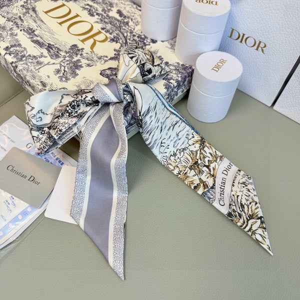 CD 26s Scarf 100cm In Silk 305846