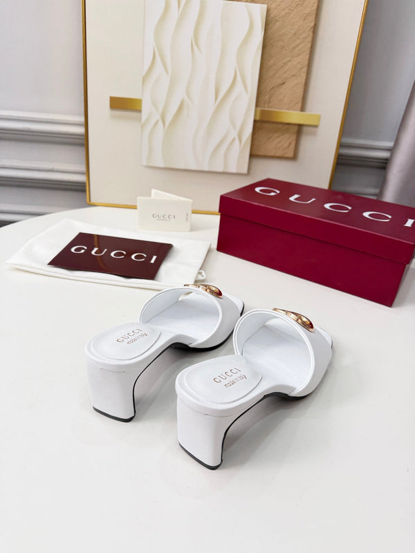 GG 2026 Early Spring Sandals White Sheepskin 688532
