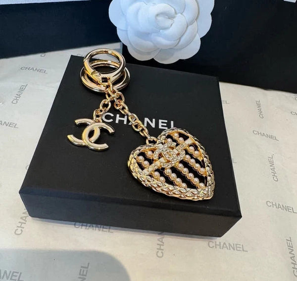 CC Heart-shaped Charm 415593