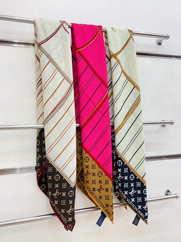 LV Double-sided Scarf 140cm Brown White Cashmere 971051
