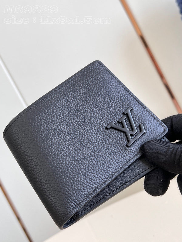 MULTIPLE WALLET AEROGRAM 10CM BLACK CALFSKIN