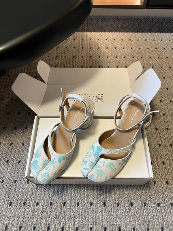 MM Tabi Slingback Blue Floral Print Suede 803541