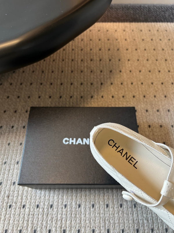 CC 26s Ligne Cambon Mary Jane Flats Cream Lambskin 984334