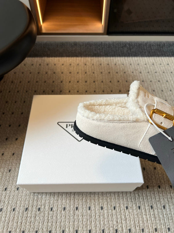 Prad 26s Clogs Ivory White Suede Shearling 971697