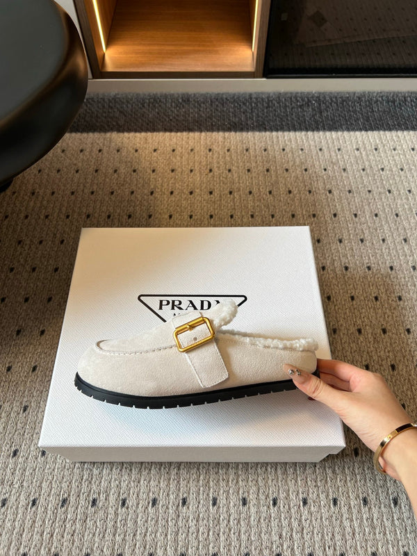 Prad 26s Clogs Ivory White Suede Shearling 971697