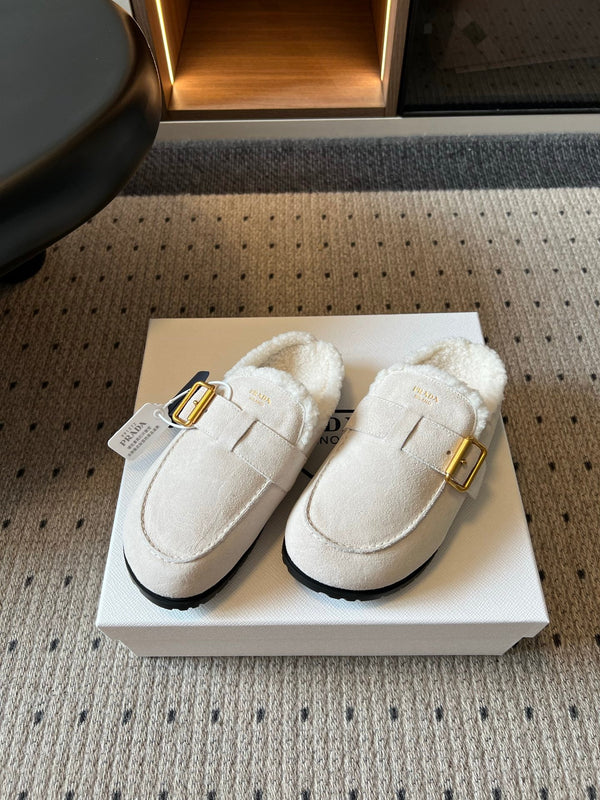 Prad 26s Clogs Ivory White Suede Shearling 971697