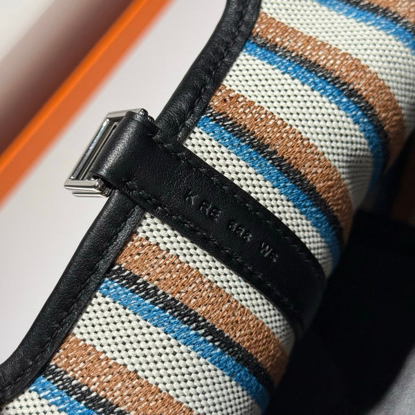 Picotin Lock 18 Black Swift Calfskin Multicolor Canvas