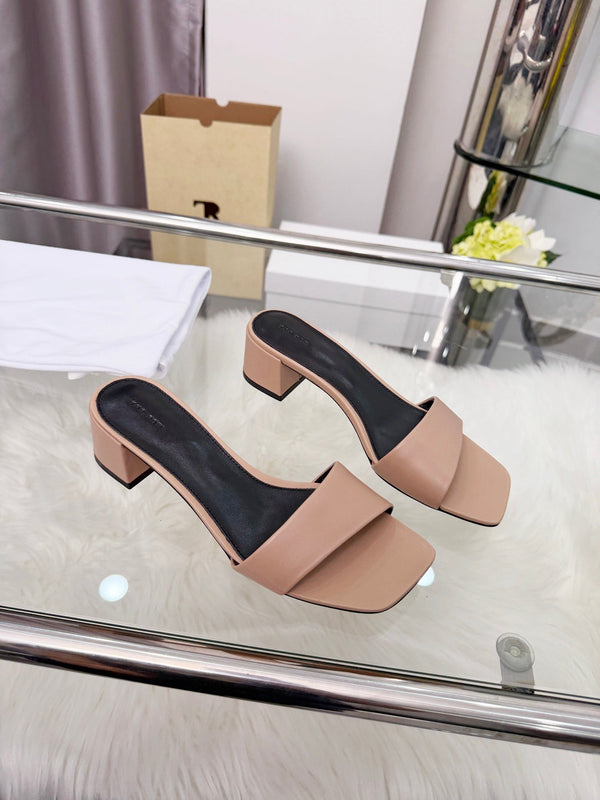 The Row New Chocolate Slide Beige Lambskin 707564
