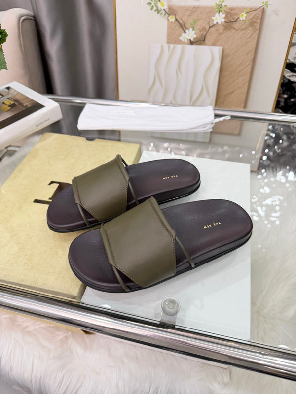 The Row Vivienne Slide Olive Sheepskin 827497
