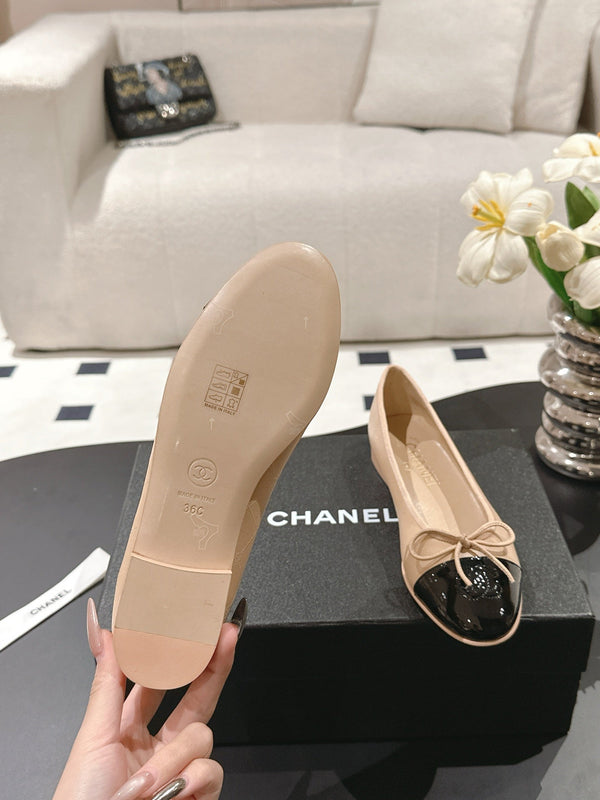 cc 25c ballet flat cross line pattern beige lambskin 237484