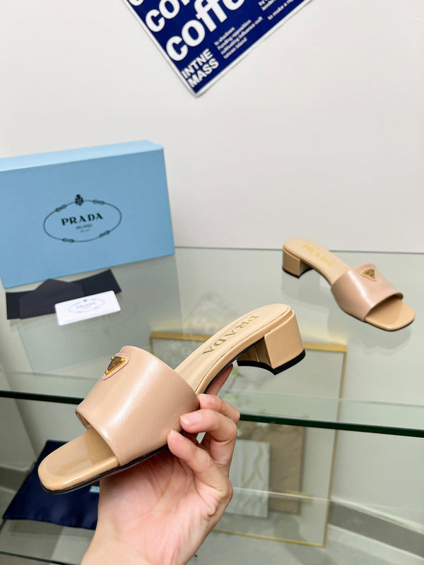 Prad 26s Saffiano Slides 4cm Powder Pink Glossy Leather 986626