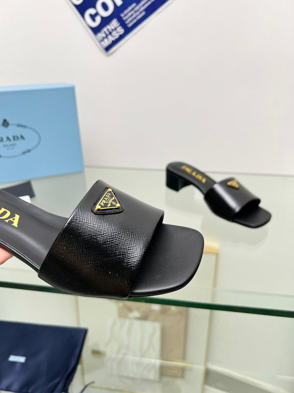 Prad 26s Saffiano Slides 4cm Black Glossy Leather 986628