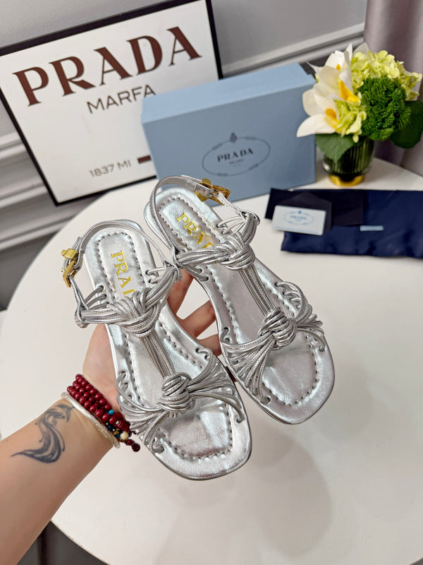 Prad 26s Knotted Metallic Leather Flat Sandals Sliver Metalic Leather 986577