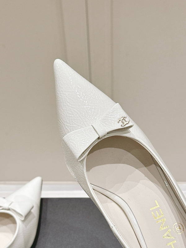 Chanel 25A Heel Pump White Patent Calfskin 393068