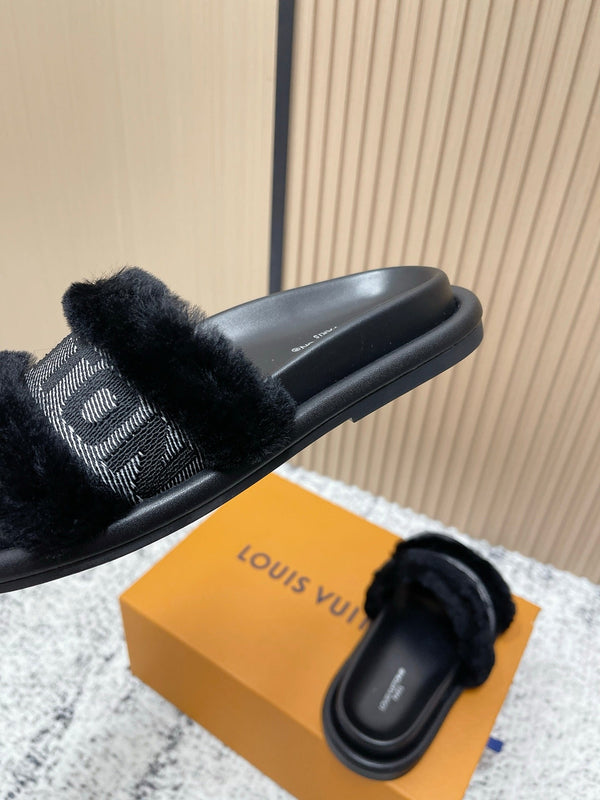 LV 25SS FW Platform Slippers Black Canvas Wool 533770